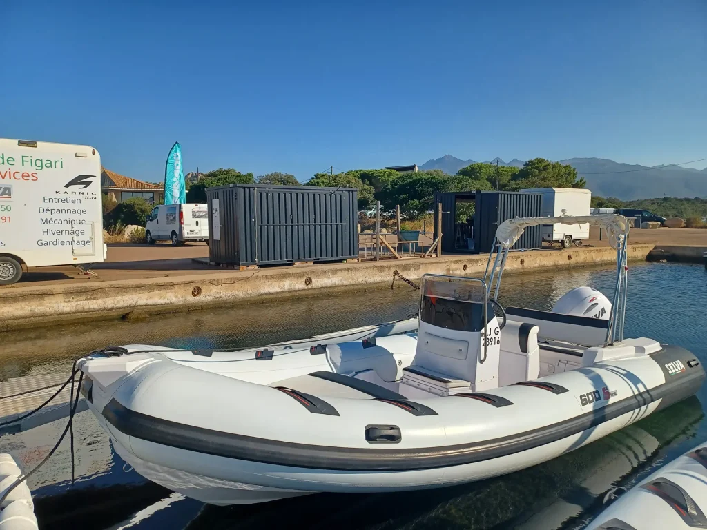 Location bateau Selva D650 à Pianottoli